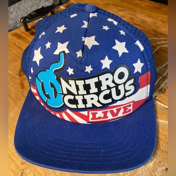 Bundle Vintage Nitro Circus Live T-Shirt and Matching Hat, Size XL - Picture 8 of 13